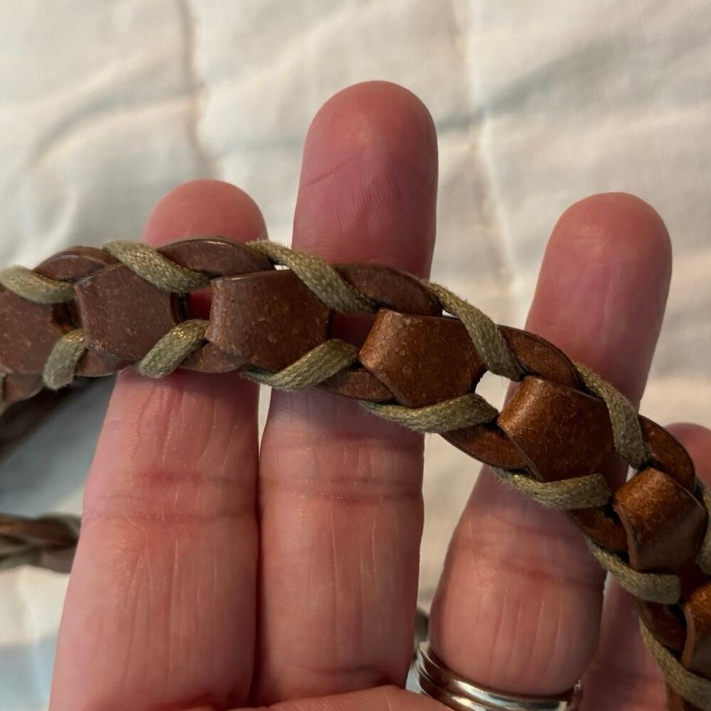 🌻 2/$20 Leather Belt Braided Brown Womens Celtic Variable Sizing - Picture 3 of 5
